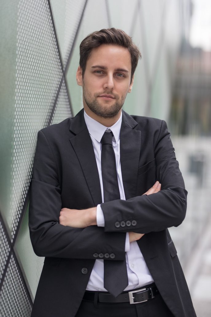 Businessportraits Mann Geschäftsführer Start up Corporate Shooting 21222 Business Portrait Corporate Shooting